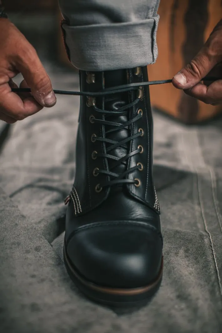 &SONS Leather Goods-The Drover Boot Black